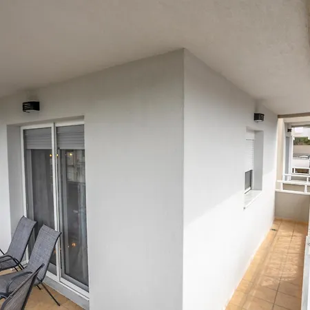 Bay αpartment *