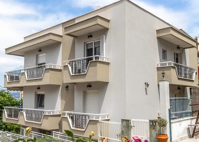 Bay Αpartment 公寓 *